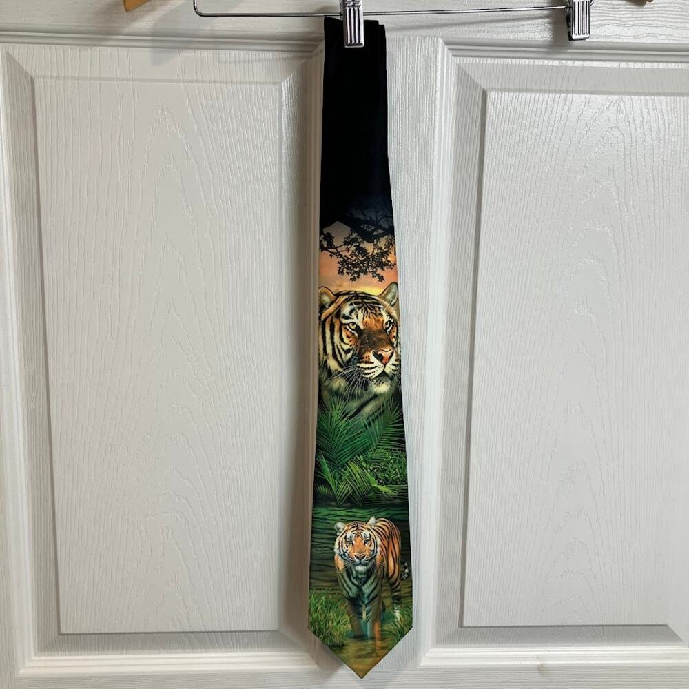 RALPH MARLIN TIGER IN THE JUNGLE MAN 4" Handmade Tie